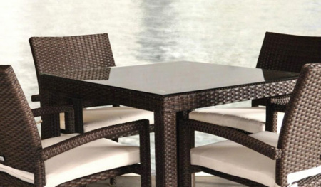 Outdoor glass table top